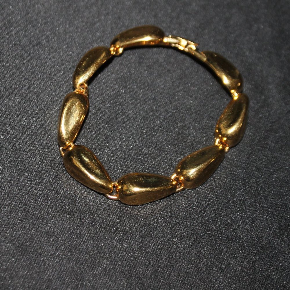 Vintage Monet 7" Golden Bracelet